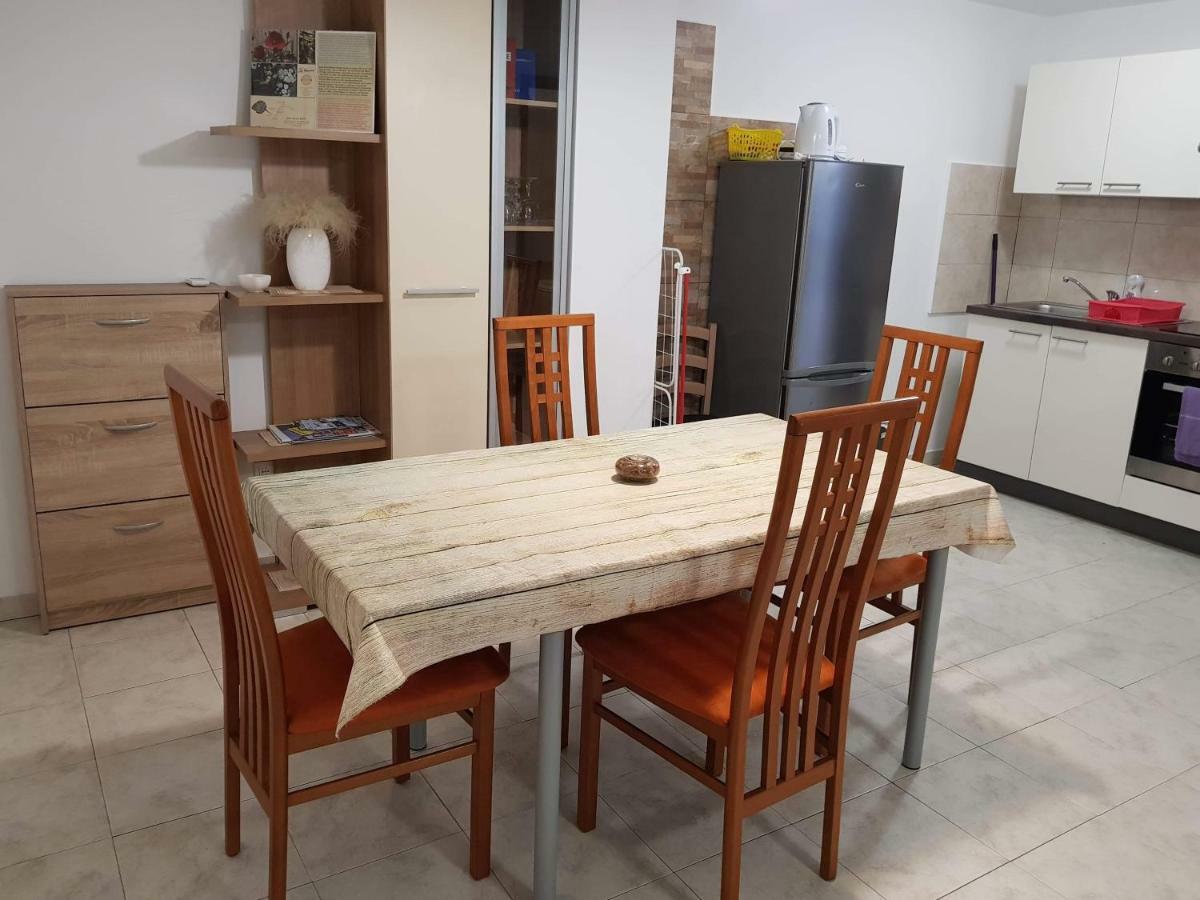 Apartment Natali Brsec Luaran gambar